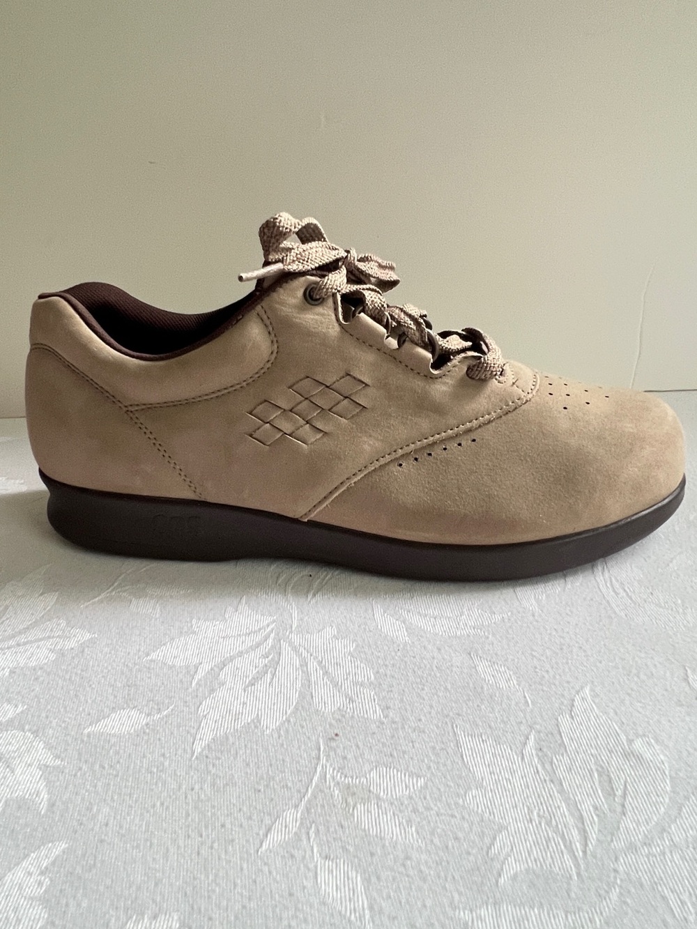 SAS Comfort Shoes Beige Suede Lace-up Oxfords Size 8.5W Free Time